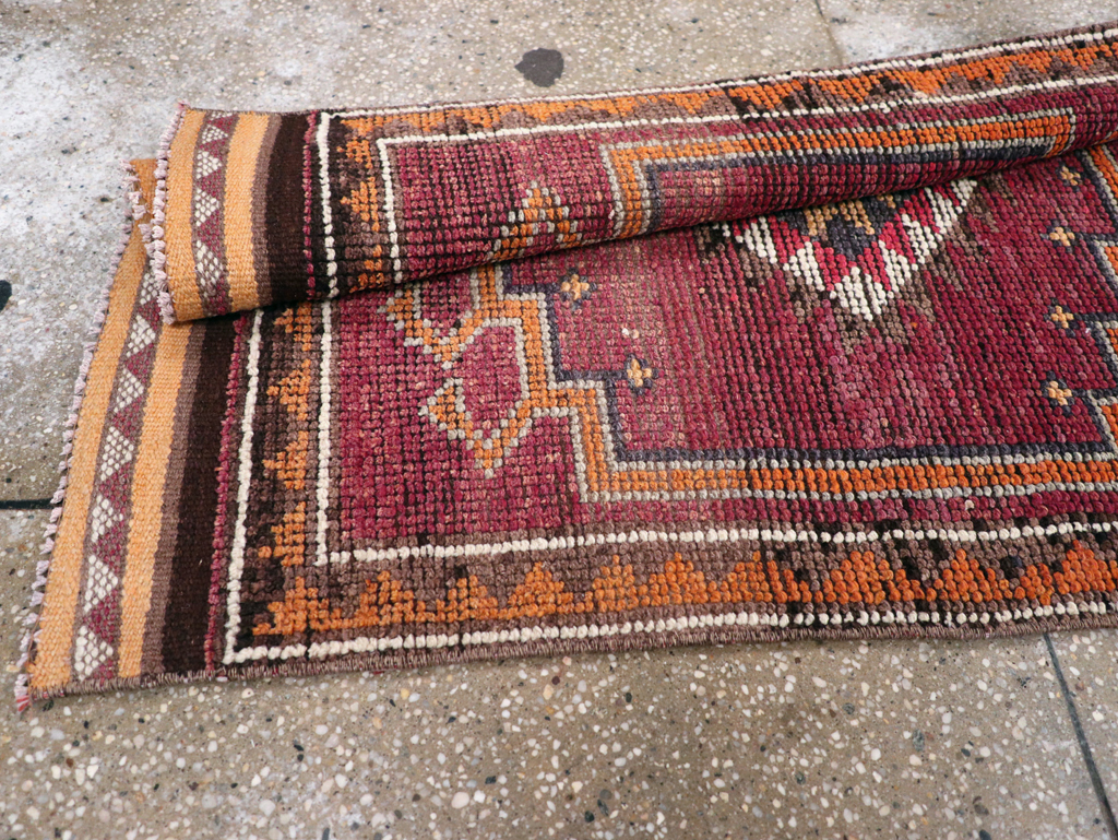 Vintage Anatolian Runner, No.31010 - Gsblank