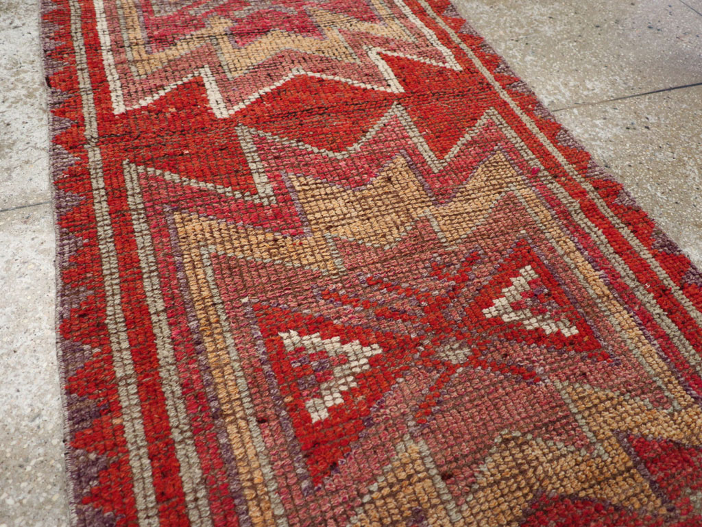 Vintage Turkish Anatolian Tribal Runner, No.31012 - Gsblank