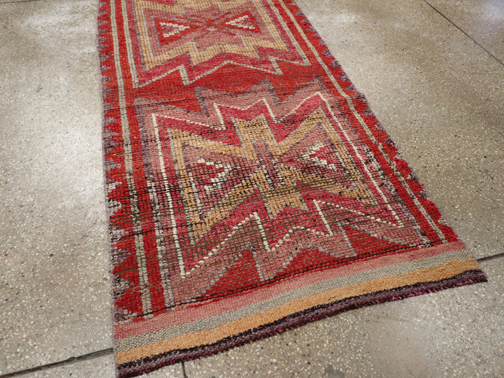 Vintage Turkish Anatolian Tribal Runner, No.31012 - Gsblank