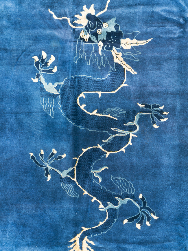 Vintage Chinese Dragon Peking Small Room Size Carpet, No.31018 - Gsblank