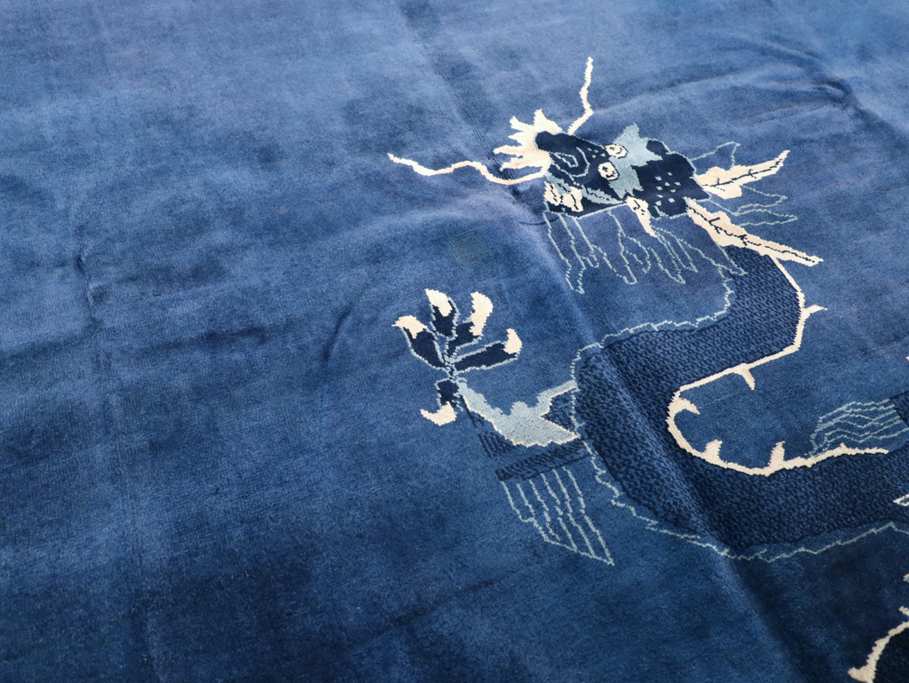 Vintage Chinese Peking Small Room Size Carpet, No.31018 - Gsblank