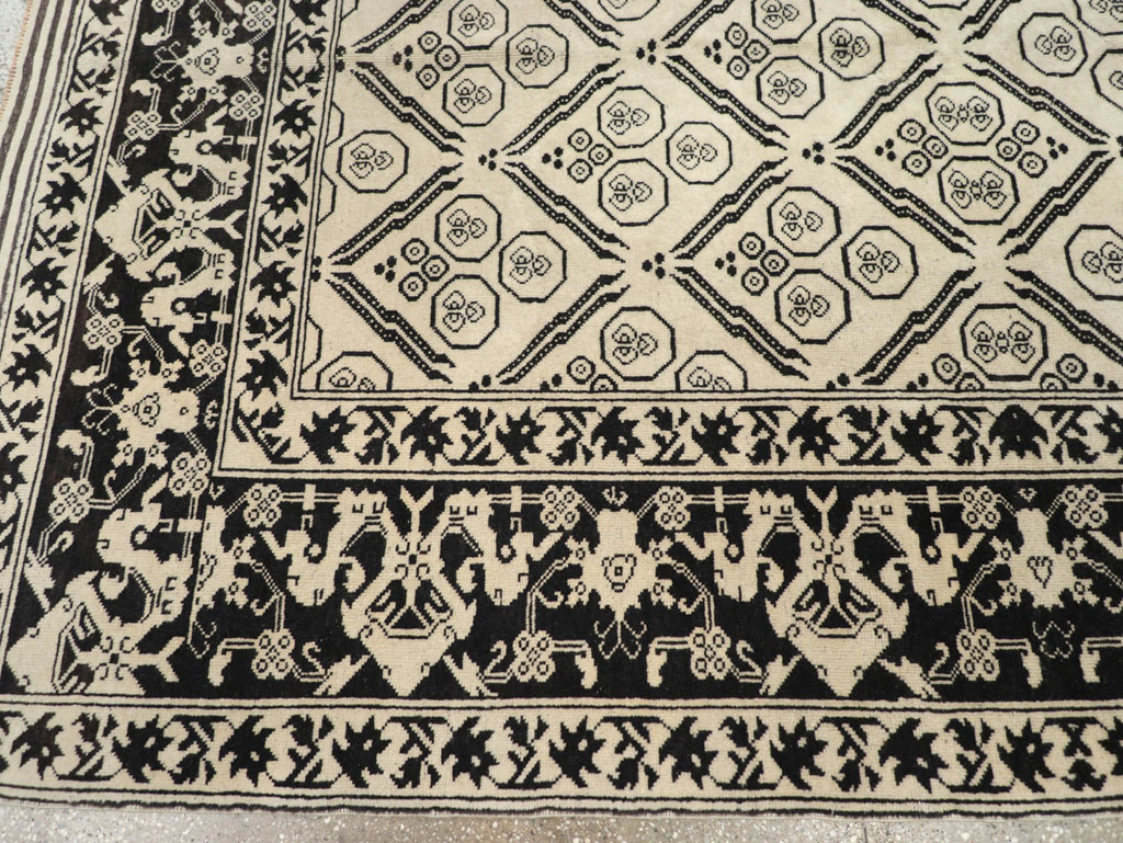 Vintage Turkish Anatolian Accent Rug, No.31028 - Gsblank