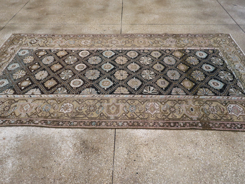 Antique Persian Kurd Gallery Rug, No.31038 - Gsblank