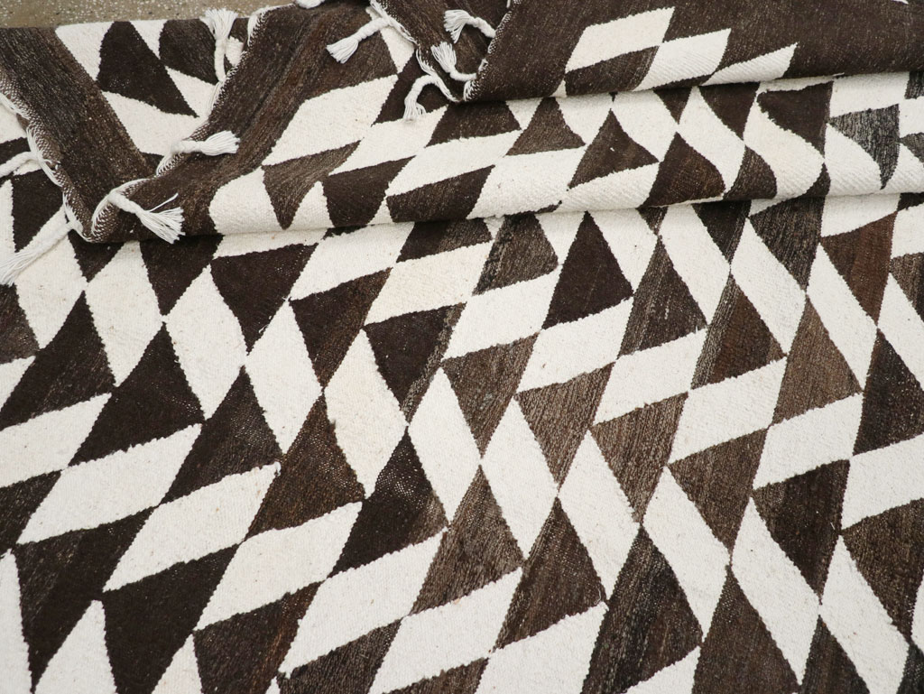 Contemporary Turkish Flatweave Kilim Room Size Carpet, No.31045 - Gsblank