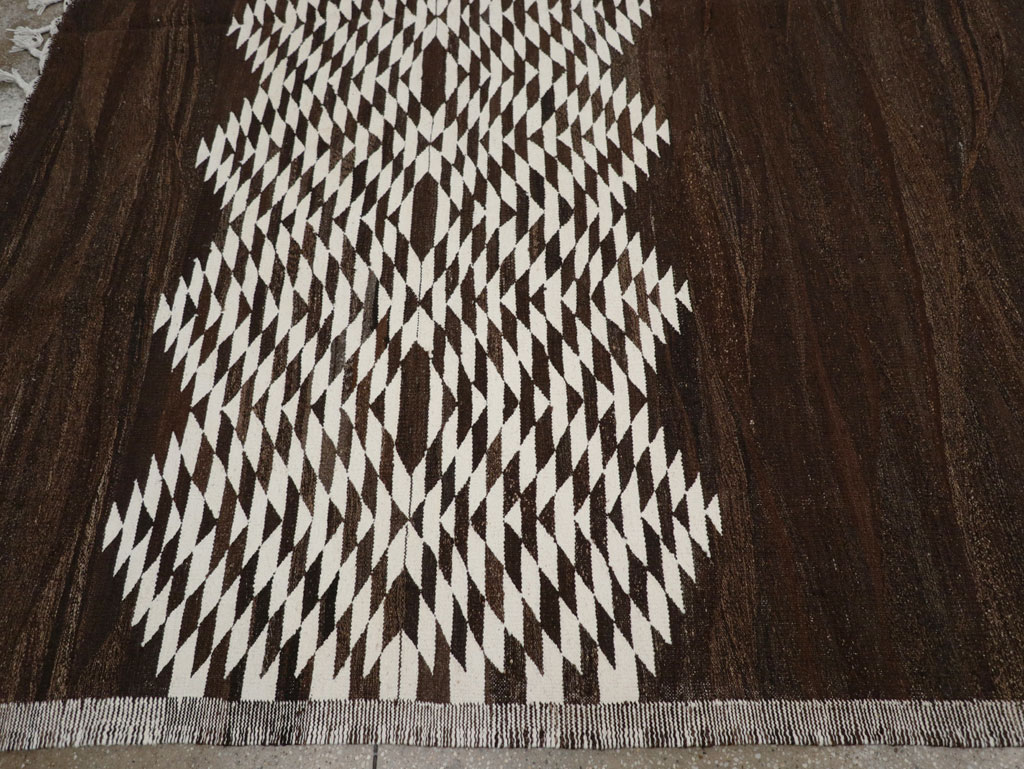 Contemporary Turkish Flatweave Kilim Room Size Carpet, No.31046 - Gsblank