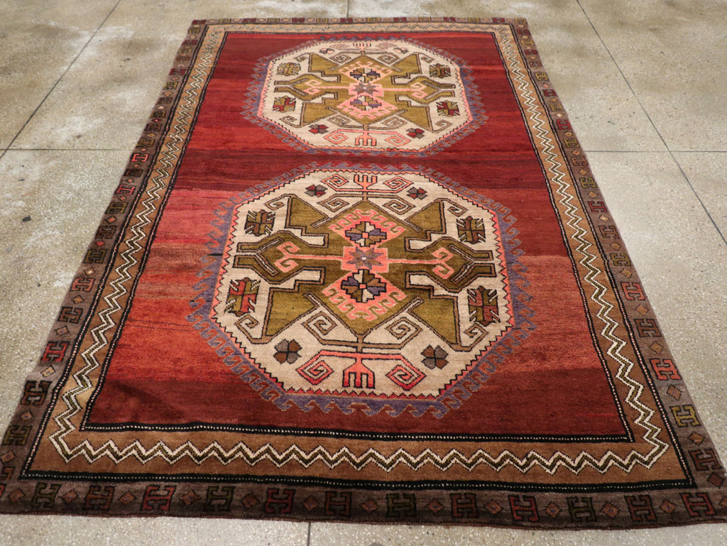 Vintage Turkish Anatolian Accent Rug, No.31047 - Gsblank