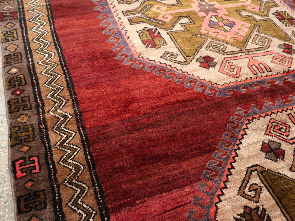 Vintage Turkish Anatolian Accent Rug, No.31047 - Gsblank
