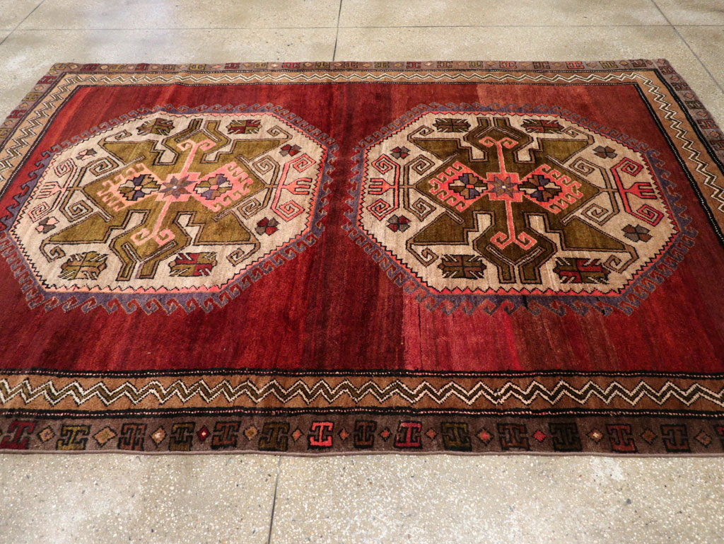 Vintage Turkish Anatolian Accent Rug, No.31047 - Gsblank
