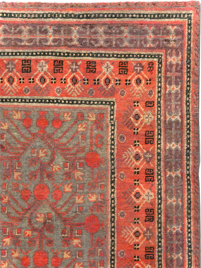 Antique Khotan Gallery Carpet, No.31050 - Gsblank