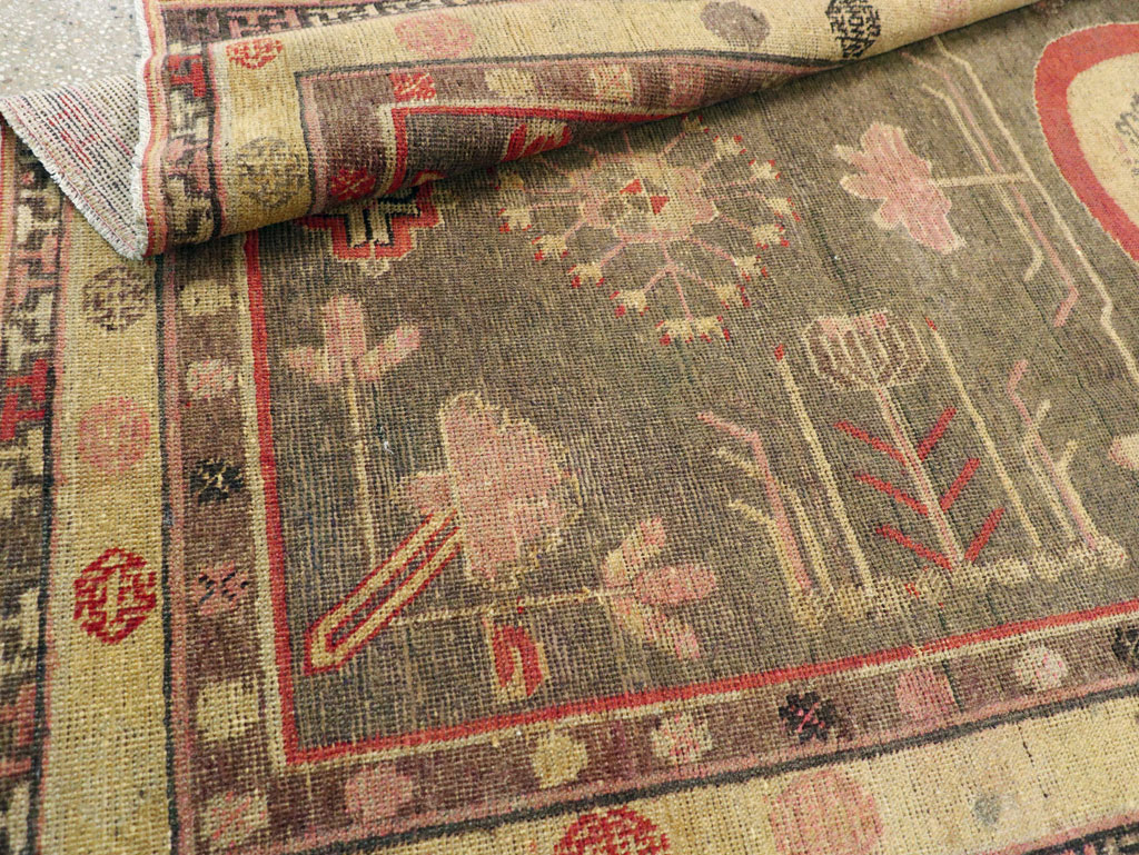 Antique East Turkestan Khotan Gallery Rug, No.31051 - Gsblank