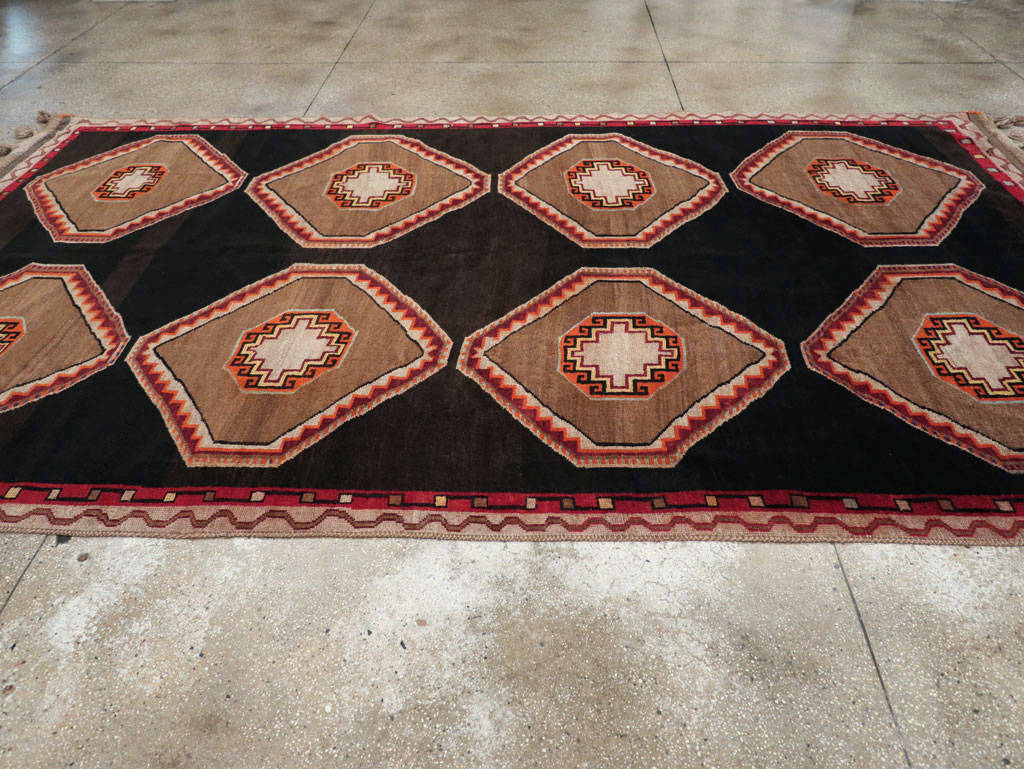 Vintage Turkish Anatolian Gallery Carpet, No.31054 - Gsblank