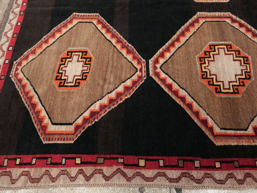 Vintage Turkish Anatolian Gallery Carpet, No.31054 - Gsblank