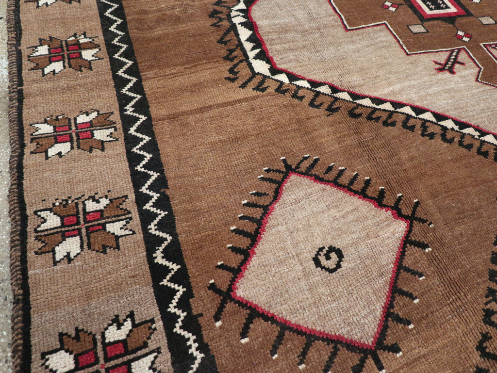 Vintage Turkish Anatolian Tribal Room Size Carpet, No.31055 - Gsblank