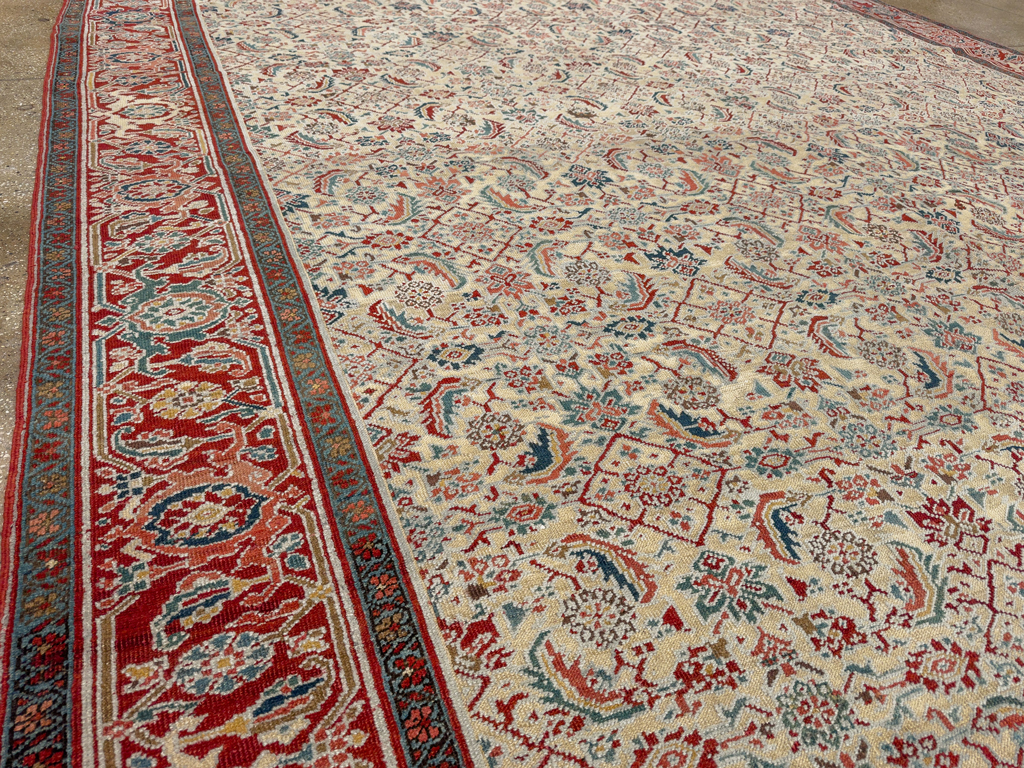 Antique Persian Heriz Large Carpet, No.31057 - Gsblank