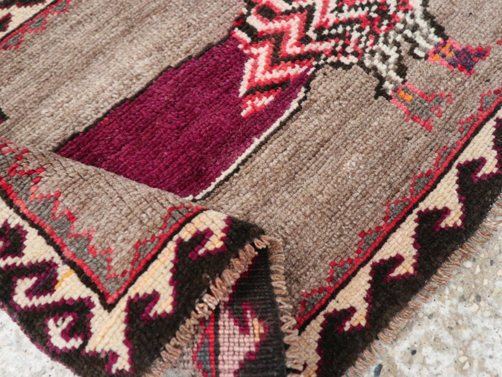 Vintage Pictorial Anatolian Rug, No.31061 - Gsblank