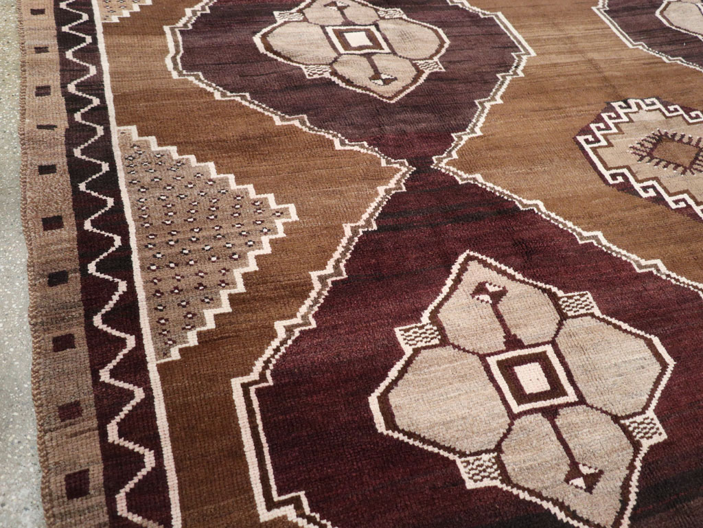 Vintage Turkish Anatolian Room Size Carpet, No.31062 - Gsblank