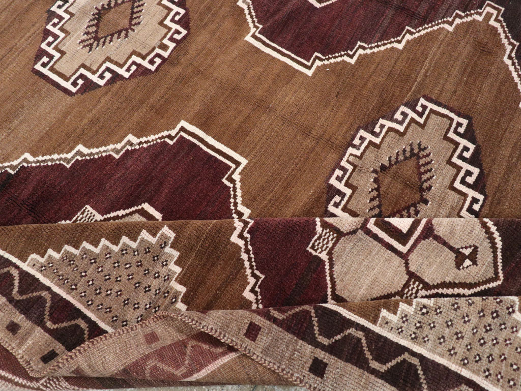 Vintage Turkish Anatolian Room Size Carpet, No.31062 - Gsblank