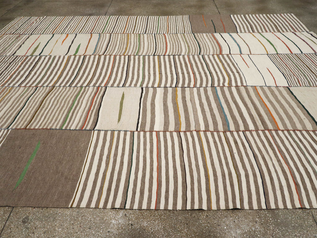 Contemporary Turkish Flatweave Kilim Room Size Carpet, No.31072 - Gsblank