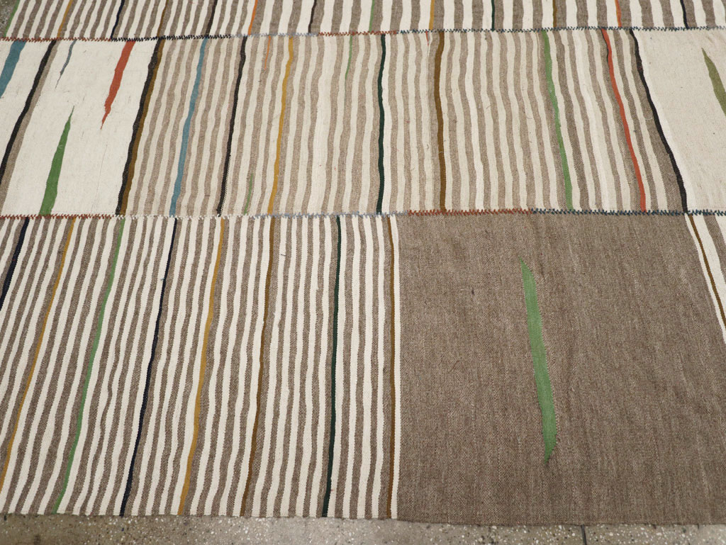 Contemporary Turkish Flatweave Kilim Room Size Carpet, No.31072 - Gsblank