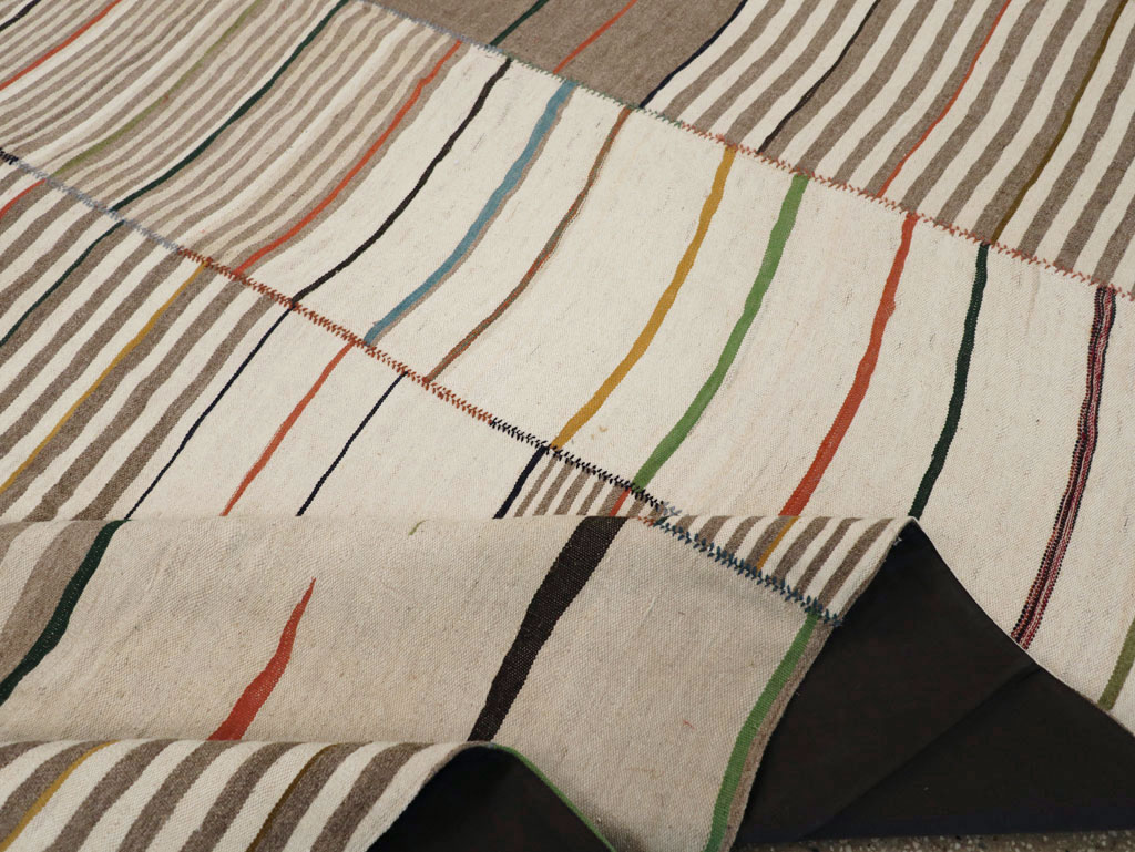 Contemporary Turkish Flatweave Kilim Room Size Carpet, No.31072 - Gsblank