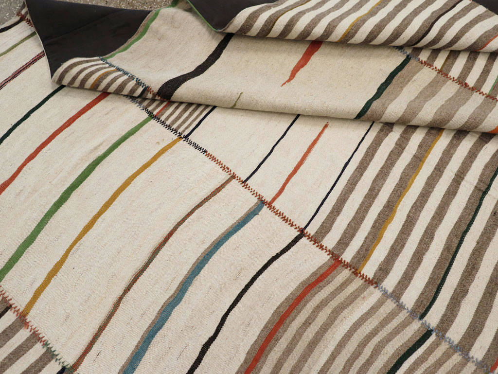 Contemporary Turkish Flatweave Kilim Room Size Carpet, No.31072 - Gsblank