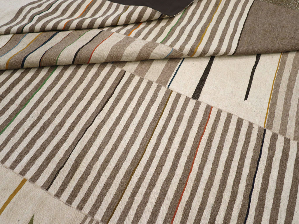 Contemporary Turkish Flatweave Kilim Room Size Carpet, No.31075 - Gsblank