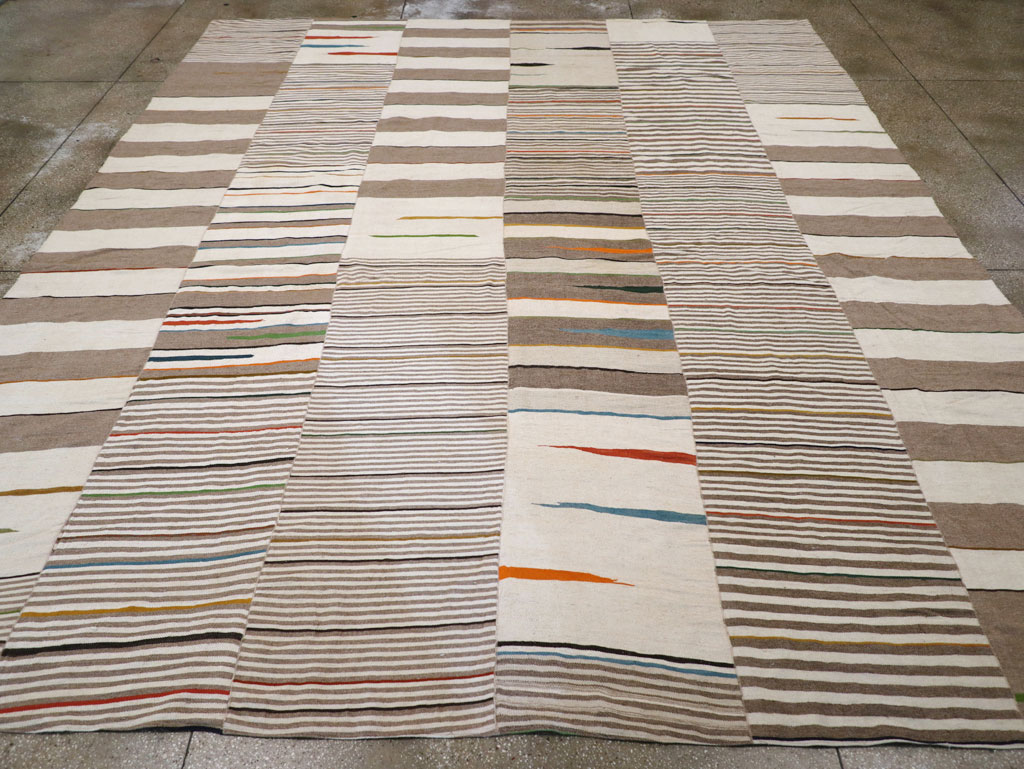 Contemporary Turkish Flatweave Kilim Large Room Size Carpet, No.31076 - Gsblank