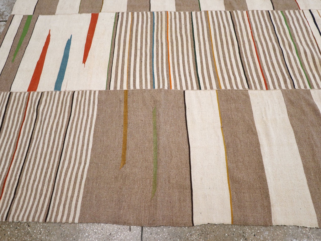 Contemporary Turkish Flatweave Kilim Large Room Size Carpet, No.31076 - Gsblank