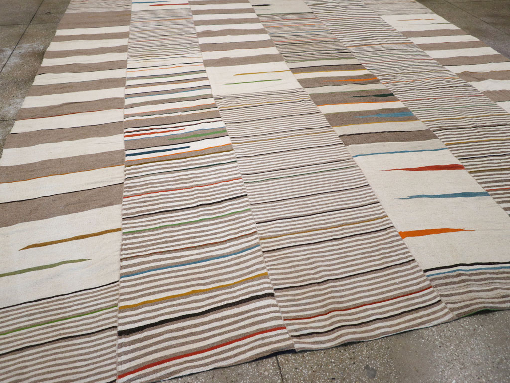 Contemporary Turkish Flatweave Kilim Large Room Size Carpet, No.31076 - Gsblank