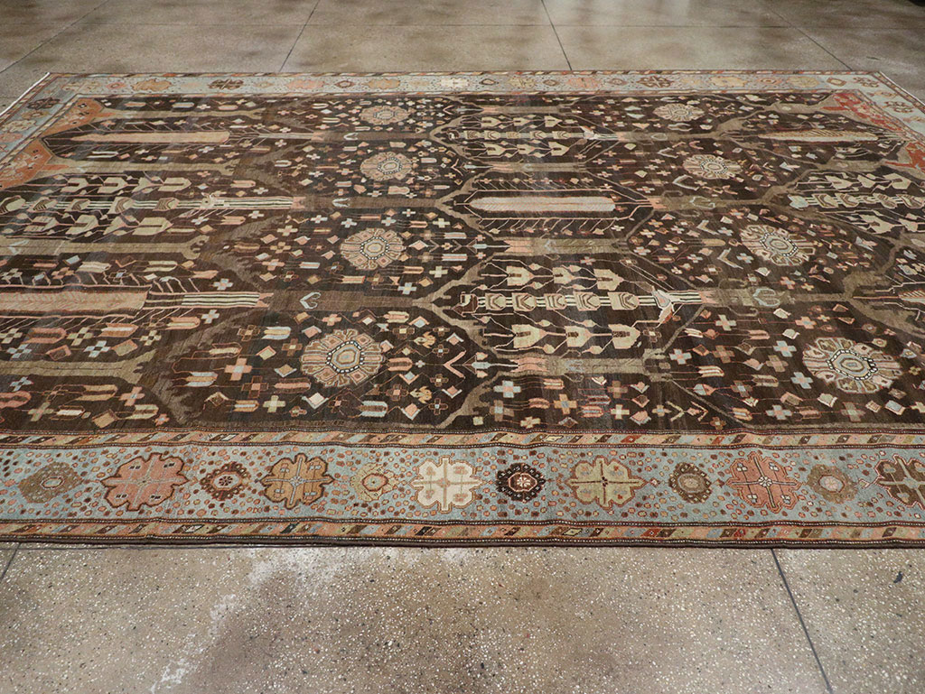 Antique Persian Bakhtiari Large Room Size Carpet, No.31078 - Gsblank