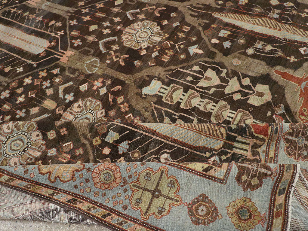 Antique Persian Bakhtiari Large Room Size Carpet, No.31078 - Gsblank