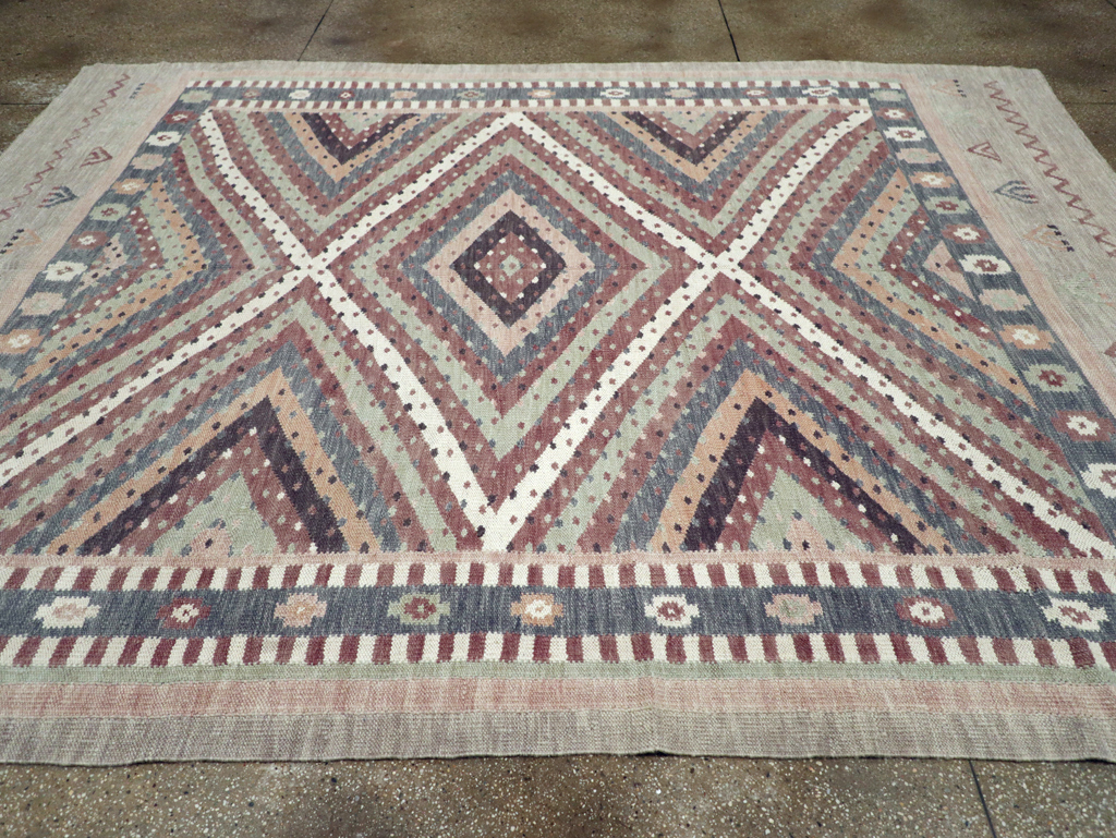Modern Turkish Flatweave Kilim Room Size Carpet, No.31080 - Gsblank