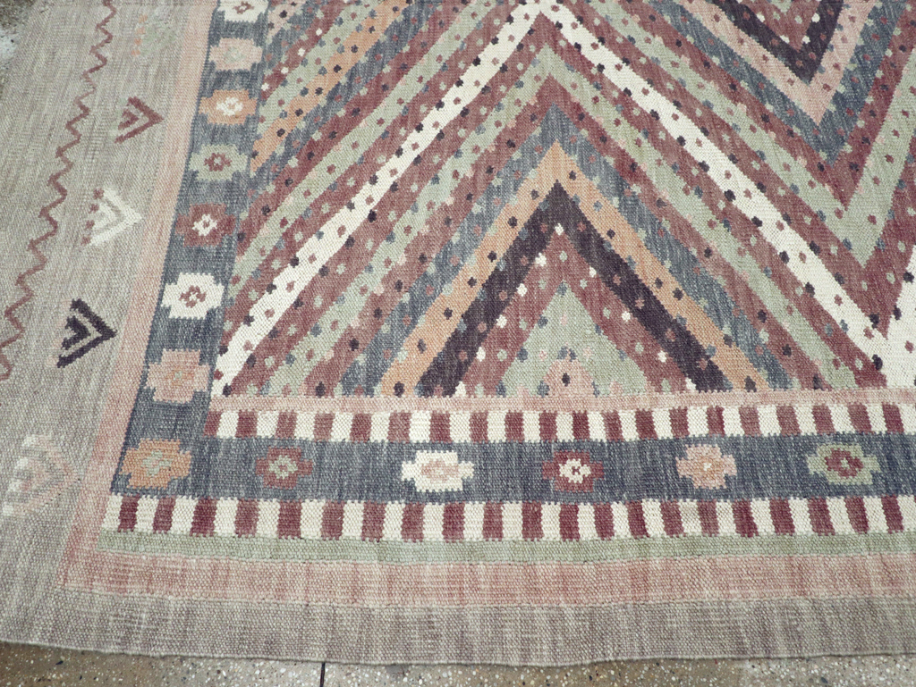 Modern Turkish Flatweave Kilim Room Size Carpet, No.31080 - Gsblank