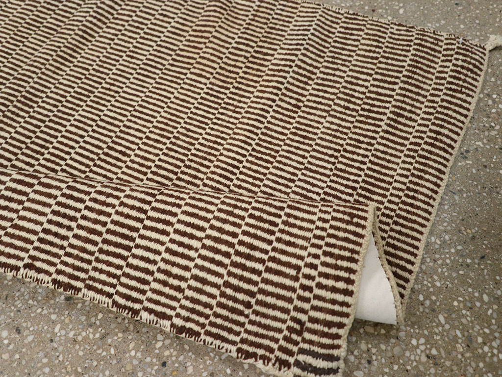 Vintage American Navajo Throw Rug, No.31086 - Gsblank