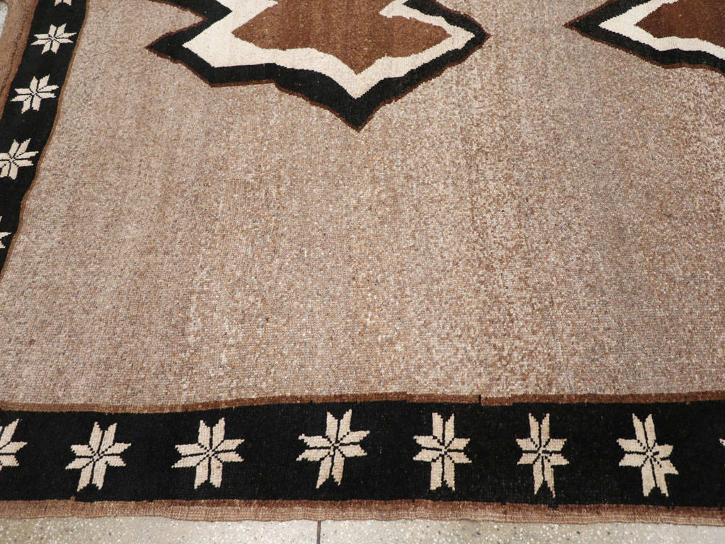 Vintage Turkish Anatolian Tribal Room Size Carpet, No.31112 - Gsblank