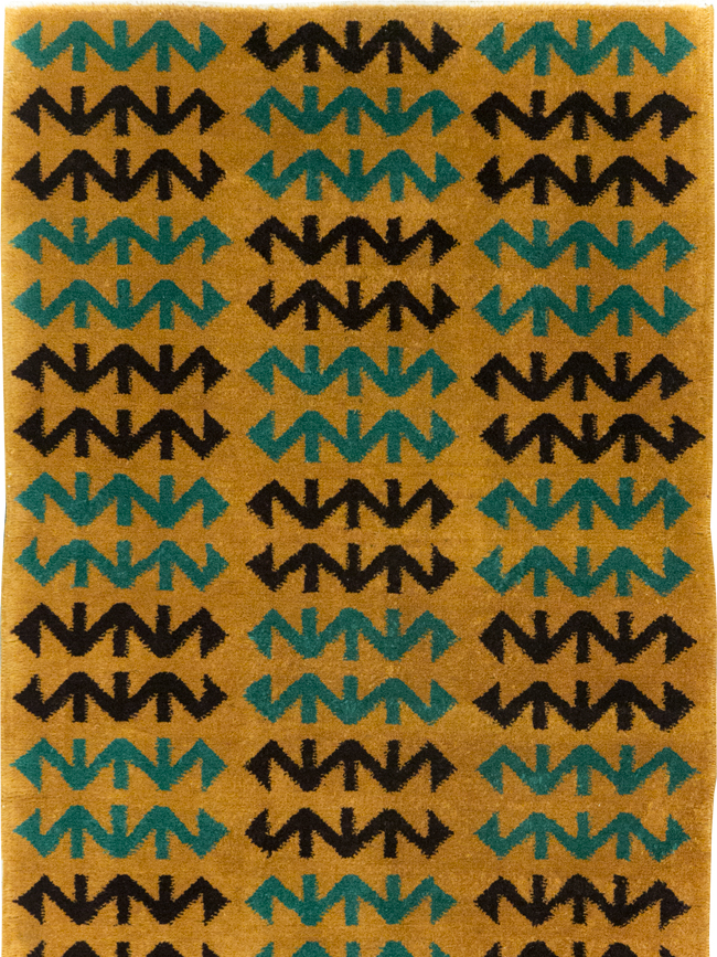 Vintage Turkish Art Deco Style Small Runner, No.31113 - Gsblank