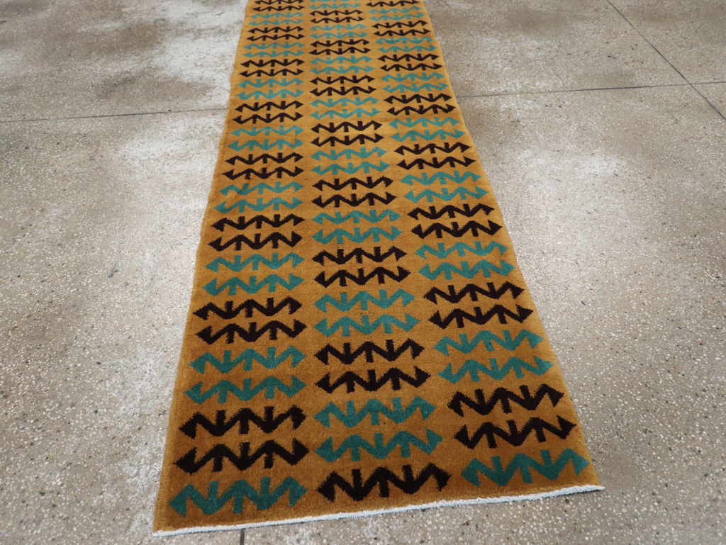 Vintage Turkish Art Deco Style Small Runner, No.31113 - Gsblank