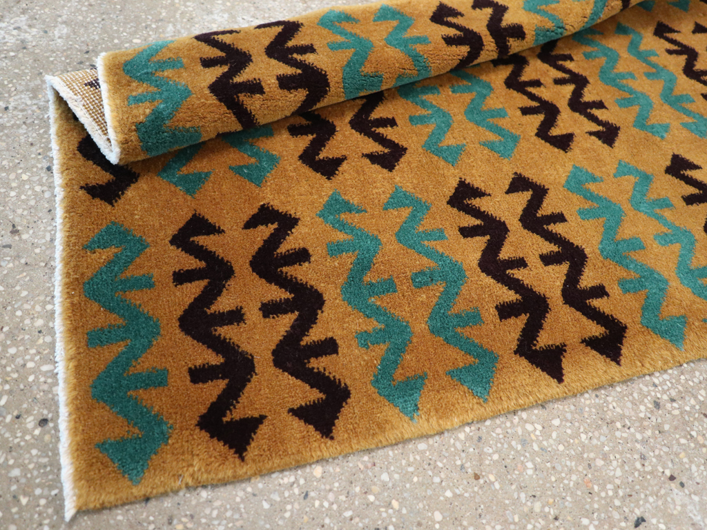 Vintage Turkish Art Deco Style Small Runner, No.31113 - Gsblank