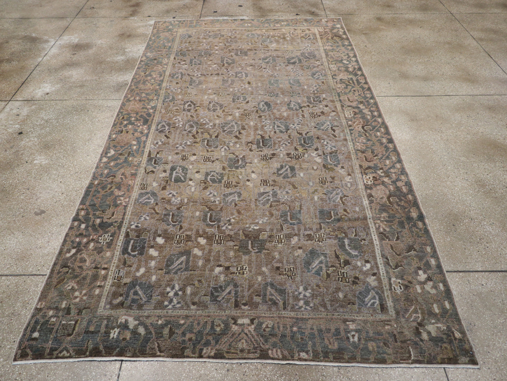 Antique Persian Bakhtiari Gallery Carpet, No.31115 - Gsblank