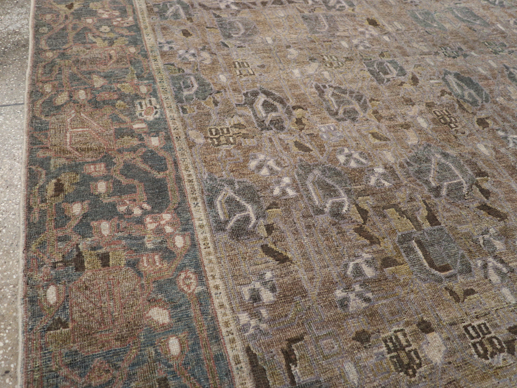 Antique Persian Bakhtiari Gallery Carpet, No.31115 - Gsblank