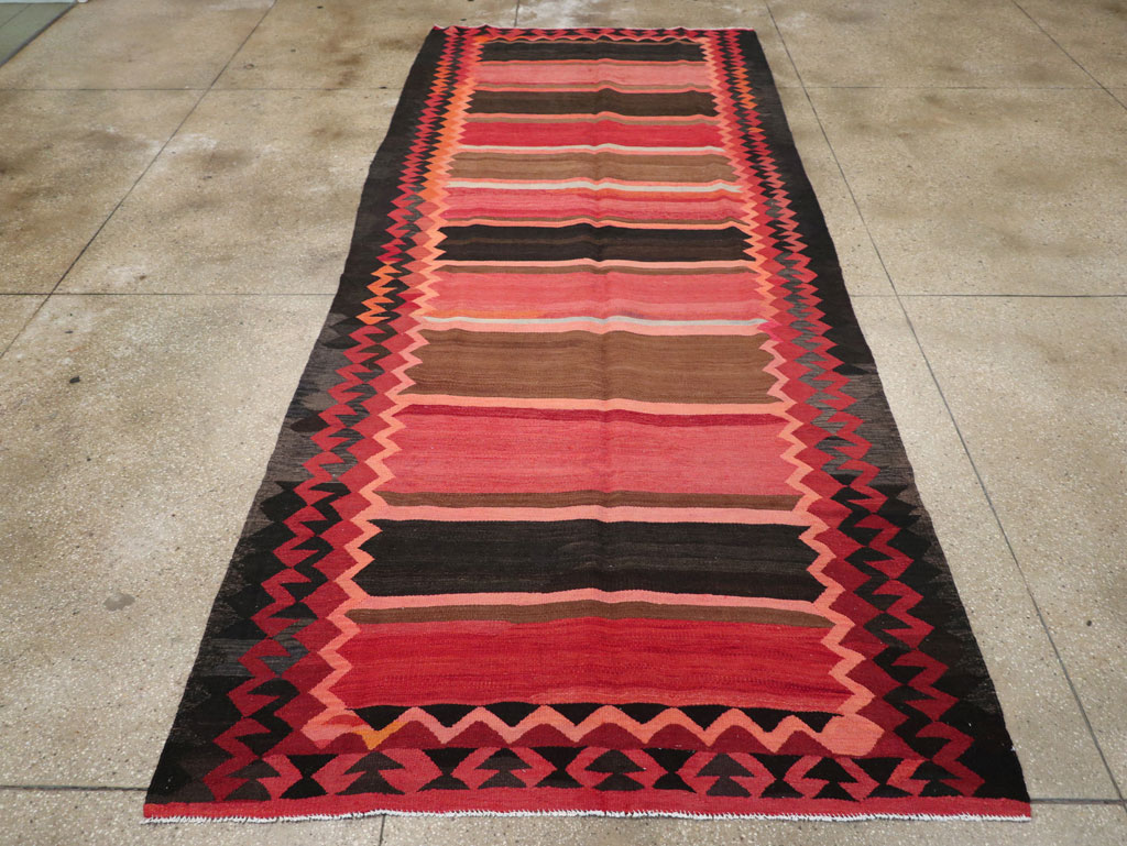 Vintage Persian Flatweave Kilim Gallery Carpet, No.31121 - Gsblank