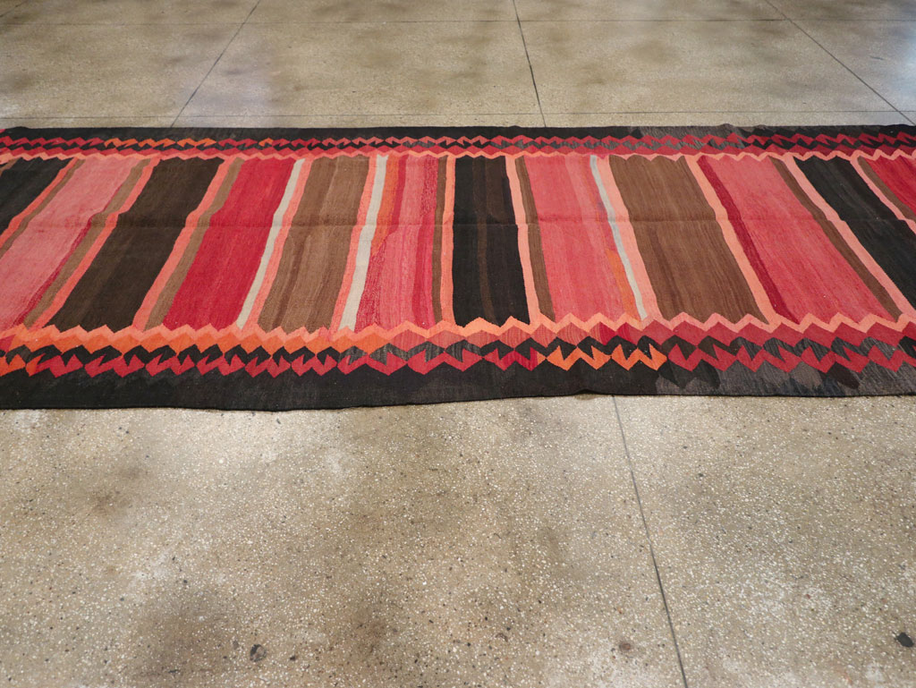 Vintage Persian Flatweave Kilim Gallery Carpet, No.31121 - Gsblank