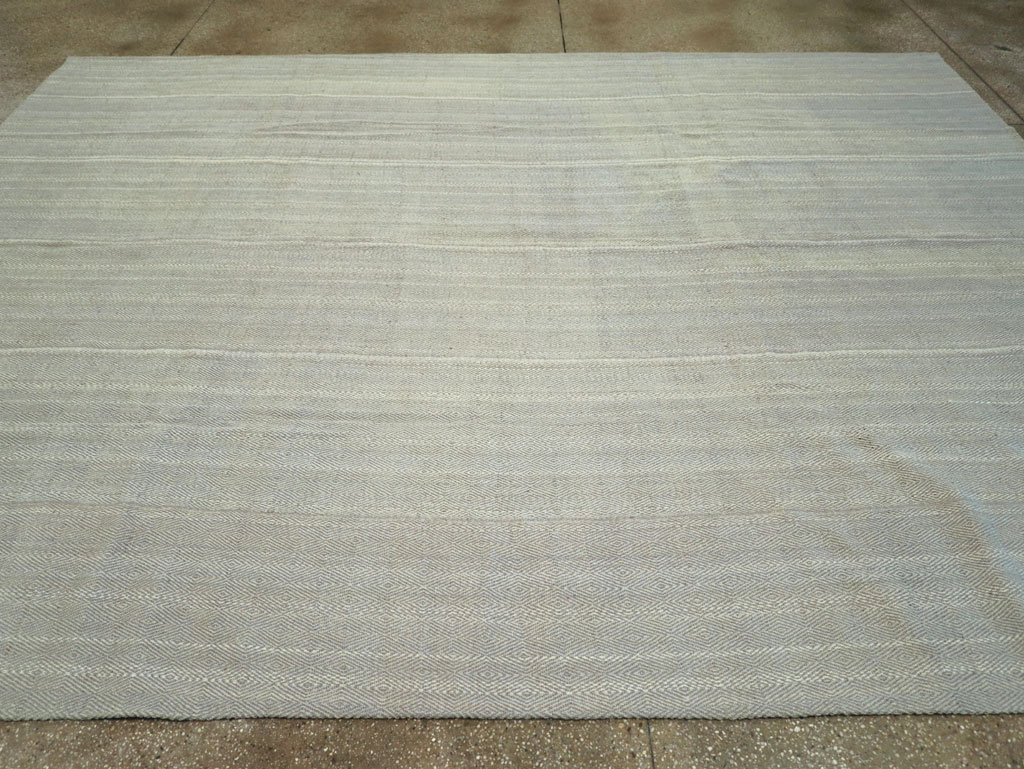 Contemporary Turkish Flatweave Kilim Room Size Carpet, No.31122 - Gsblank