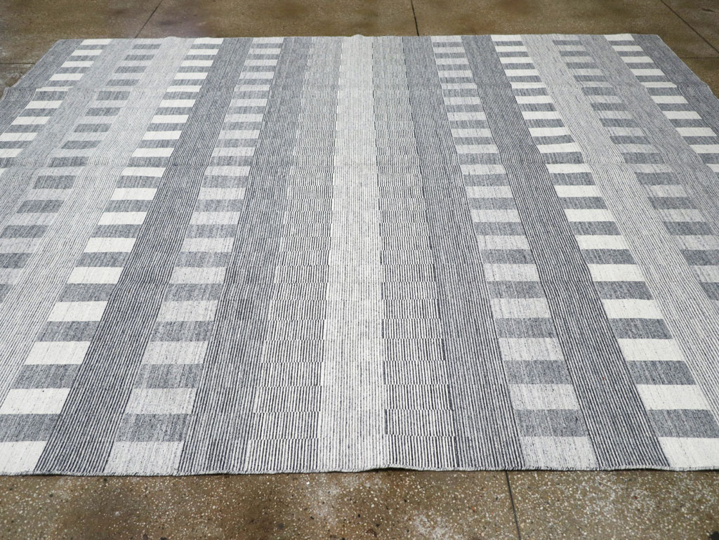 Contemporary Turkish Flatweave Room Size Carpet, No.31123 - Gsblank