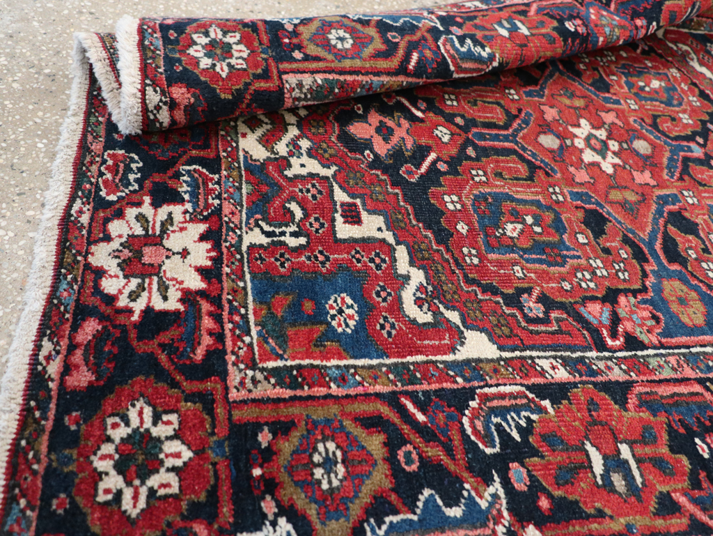 Antique Persian Heriz Throw Rug, No.31124 - Gsblank