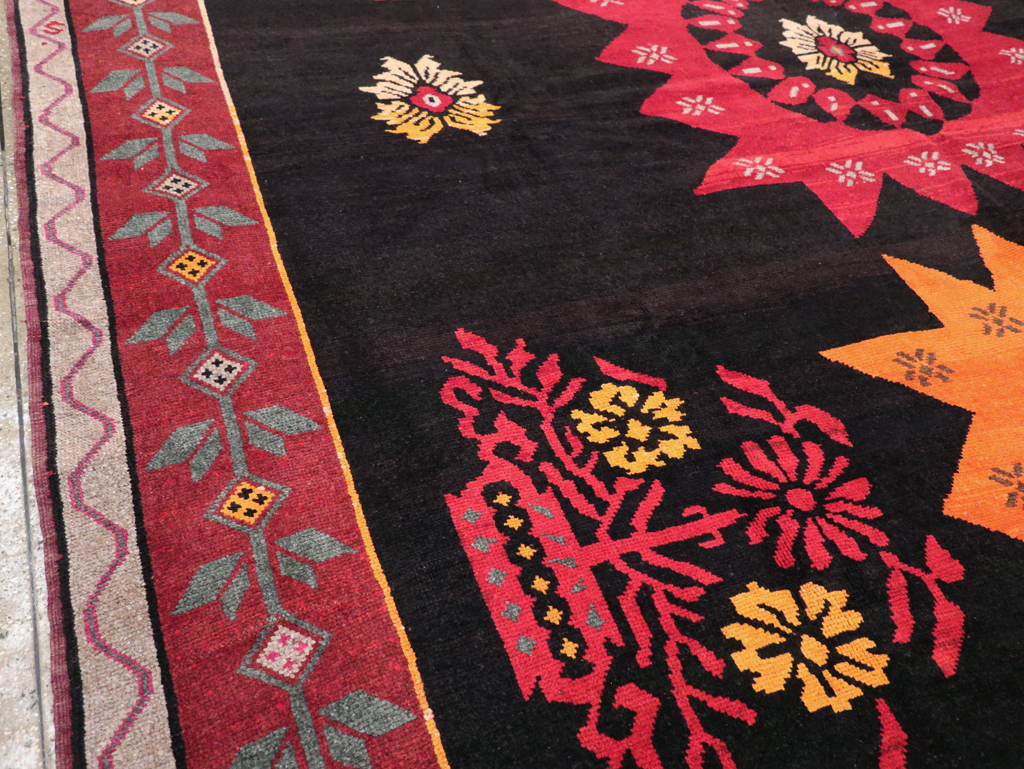 Vintage Turkish Anatolian Large Tribal Room Size Carpet, No.31139 - Gsblank