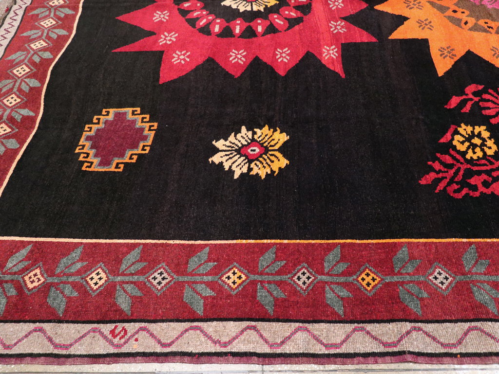 Vintage Turkish Anatolian Large Tribal Room Size Carpet, No.31139 - Gsblank
