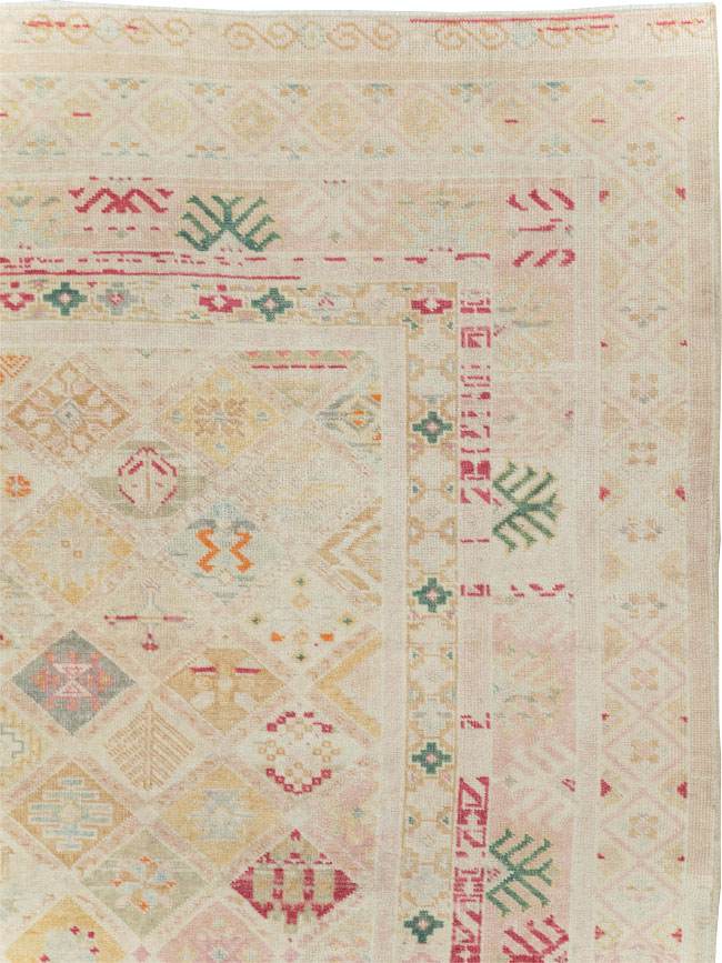 Vintage Turkish Anatolian Accent Carpet, No.31140 - Gsblank