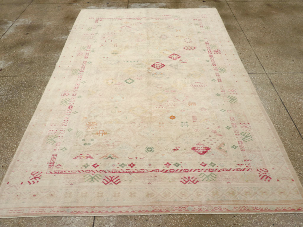 Vintage Turkish Anatolian Accent Carpet, No.31140 - Gsblank