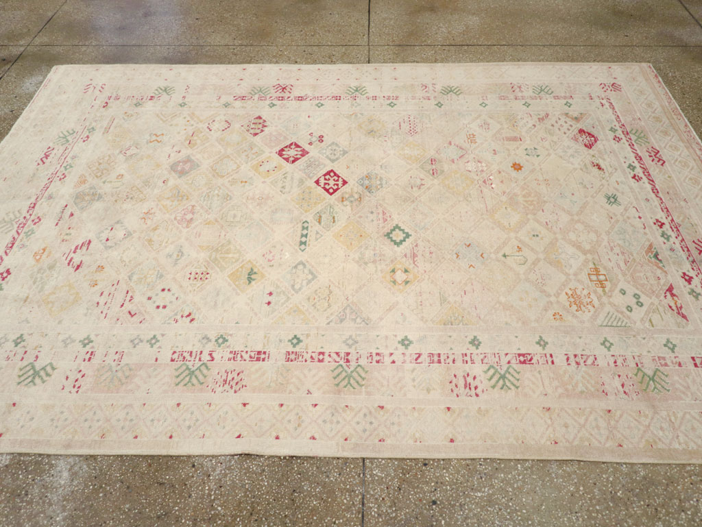 Vintage Turkish Anatolian Accent Carpet, No.31140 - Gsblank